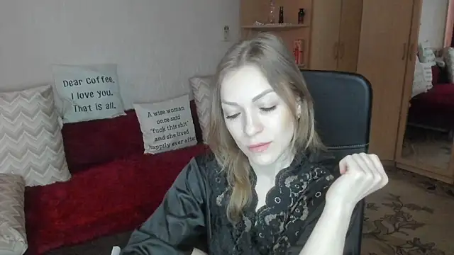 Tiffany Bates online show from 04/24/26, 09:23