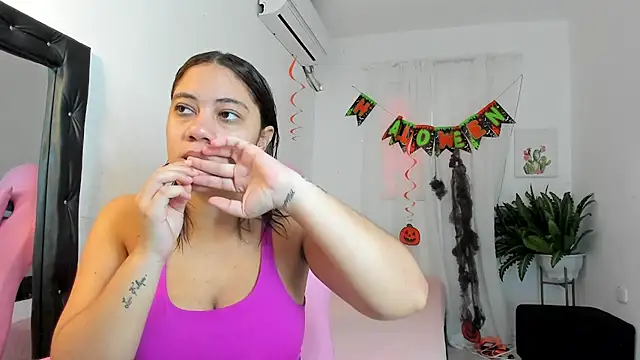 vanelope smith online show from 10/22/25, 07:24