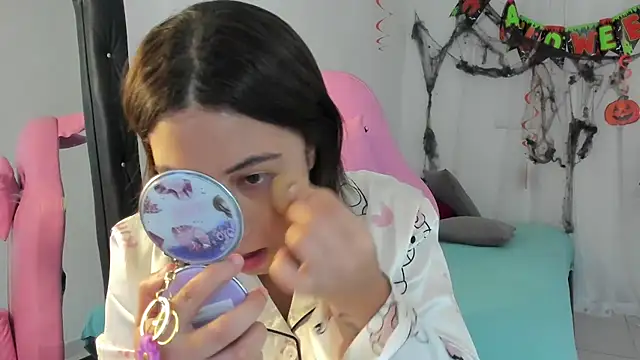 vanelope smith online show from 11/07/25, 12:10