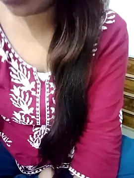 Snapshot of Minakshi_677 chatting on 10/16/25, 05:52 Minakshi 677 online show from 10/16/25, 05:52