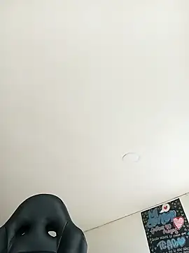 Pingasaboy20 online show from 11/18/25, 08:46