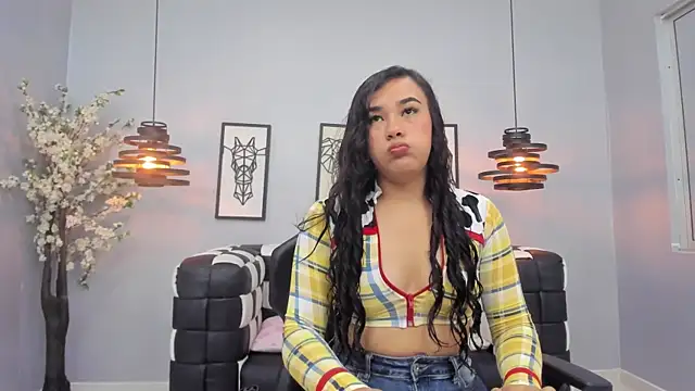 Kira Naughty online show from 10/20/25, 11:43