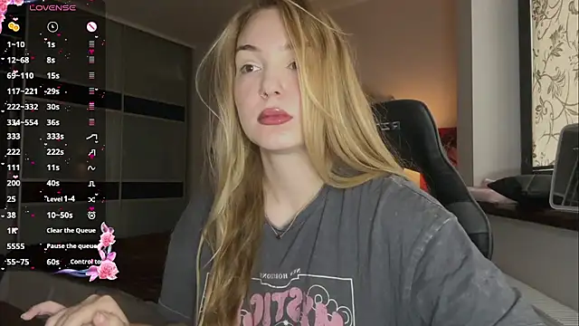 EvaCarter1 online show from 10/21/25, 08:04