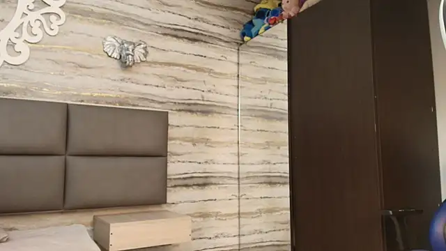 Lovers 21 online show from 02/06/26, 03:44