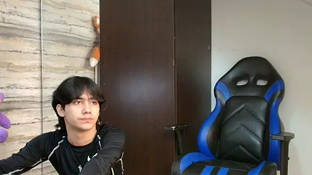 Lovers 21 online show from 04/02/26, 03:59