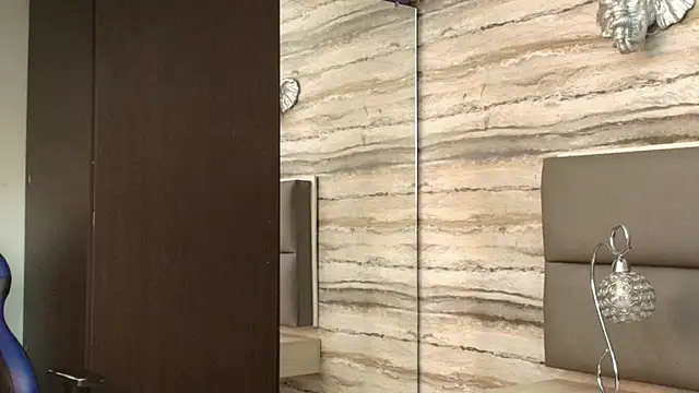 Lovers 21 online show from 04/22/26, 04:04