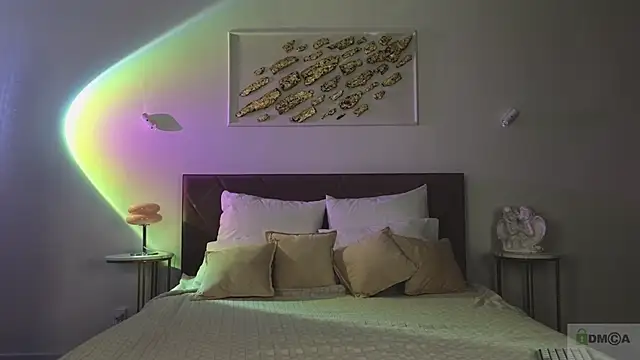 Snapshot of Nicole_Broown_ chatting on 11/05/25, 09:15 Nicole Broown online show from 11/05/25, 09:15