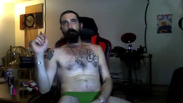 Snapshot of Neekaleek89 chatting on 09/29/25, 09:30 Neekaleek89 online show from 09/29/25, 09:30