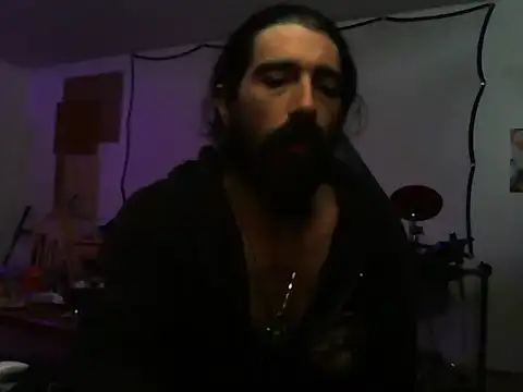 Snapshot of Neekaleek89 chatting on 10/24/25, 04:25 Neekaleek89 online show from 10/24/25, 04:25