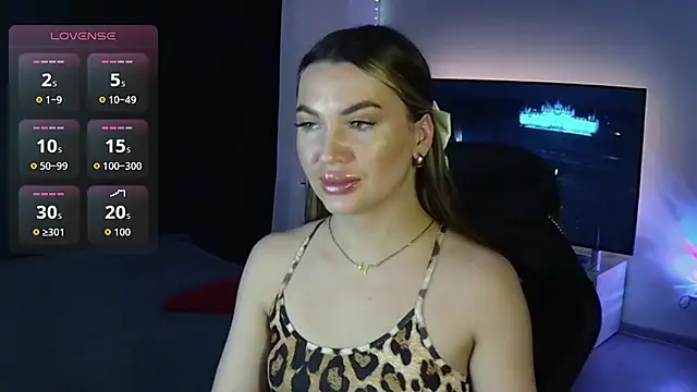 MissMaya   online show from 10/03/25, 07:55