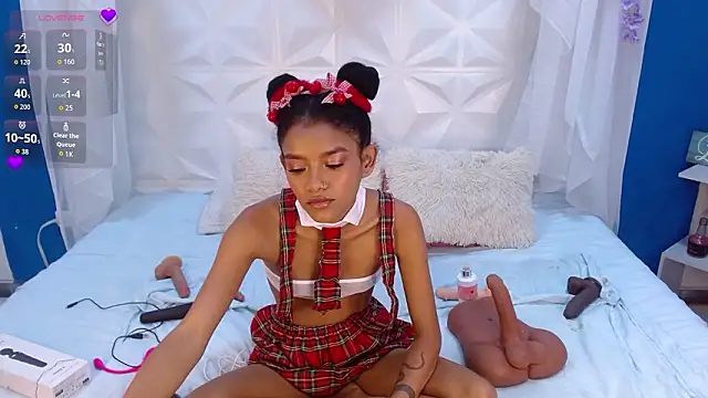 Snapshot of adisson_petite1 chatting on 03/02/26, 05:42 adisson petite1 online show from 03/02/26, 05:42