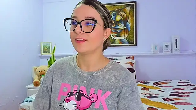 Snapshot of katiaa_lovv chatting on 09/28/25, 12:21 katiaa lovv online show from 09/28/25, 12:21