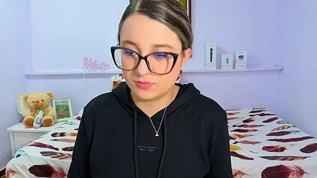 Snapshot of katiaa_lovv chatting on 10/03/25, 11:40 katiaa lovv online show from 10/03/25, 11:40