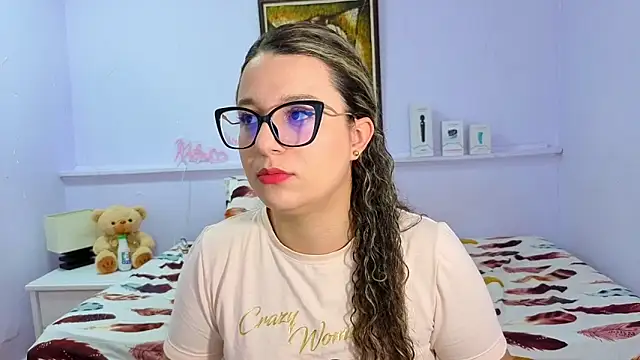 Snapshot of katiaa_lovv chatting on 10/22/25, 11:54 katiaa lovv online show from 10/22/25, 11:54