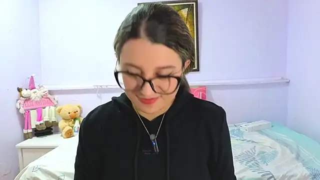 Snapshot of katiaa_lovv chatting on 11/15/25, 12:02 katiaa lovv online show from 11/15/25, 12:02