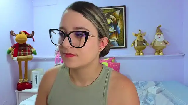 Snapshot of katiaa_lovv chatting on 12/02/25, 12:10 katiaa lovv online show from 12/02/25, 12:10