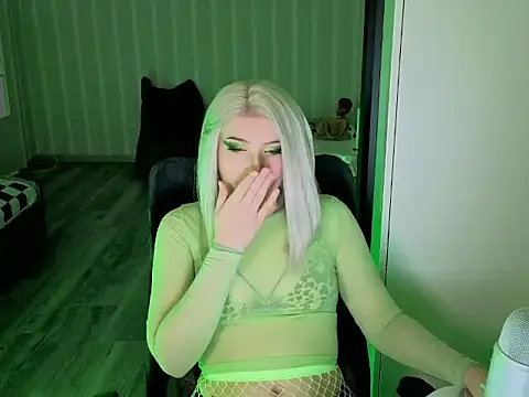 violet-siren-x online show from 02/25/26, 08:46