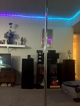 BuzzBunni69 online show from 11/23/25, 10:48