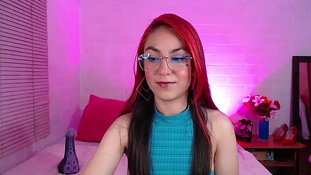 Snapshot of Amy66 chatting on 05/05/26, 08:00 Amy66 online show from 05/05/26, 08:00