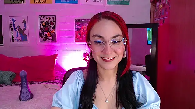 Snapshot of Amy66 chatting on 07/01/26, 03:19 Amy66 online show from 07/01/26, 03:19