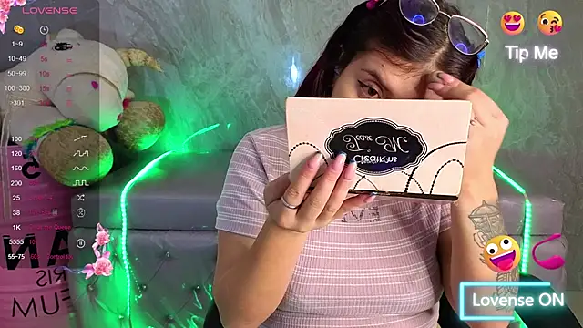 draviana a  online show from 02/10/26, 02:59