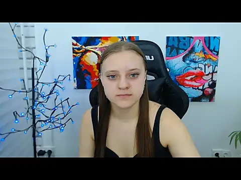 Snapshot of ArinaBelle chatting on 11/29/25, 10:07 ArinaBelle online show from 11/29/25, 10:07