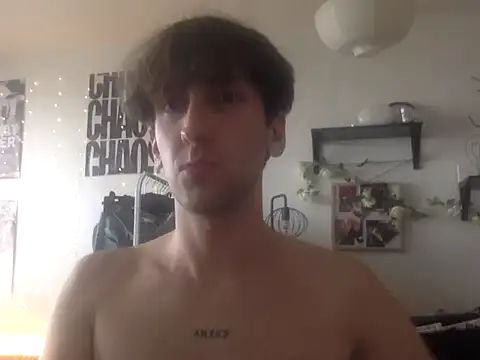 Snapshot of vonka123 chatting on 03/02/26, 09:05 vonka123 online show from 03/02/26, 09:05