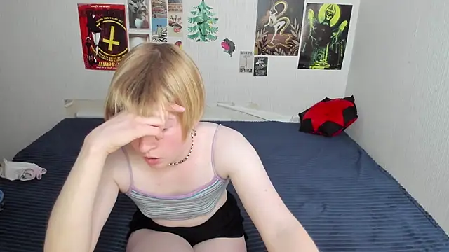 Cattie w  online show from 06/10/26, 01:17