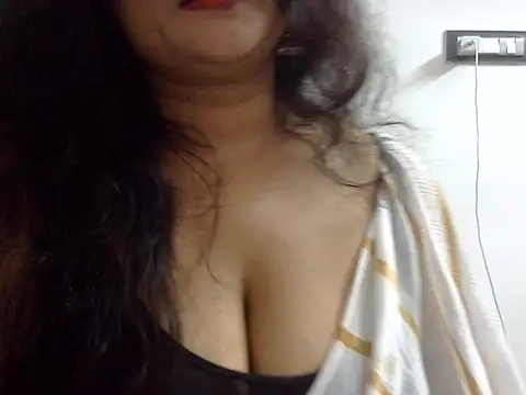 aarohee9 online show from 11/25/25, 06:46