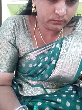 navyasree143 online show from 02/13/26, 08:54