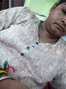 navyasree143 online show from 02/20/26, 05:48