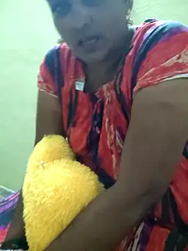 navyasree143 online show from 04/18/26, 07:07