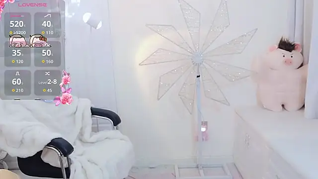 Snapshot of Coco-Di chatting on 10/28/25, 03:21 Coco-Di online show from 10/28/25, 03:21