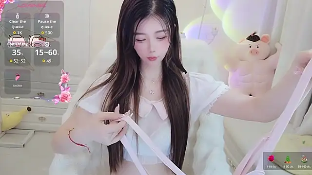 Snapshot of Coco-Di chatting on 11/24/25, 02:00 Coco-Di online show from 11/24/25, 02:00