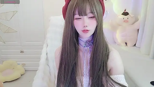 Snapshot of Coco-Di chatting on 12/14/25, 04:07 Coco-Di online show from 12/14/25, 04:07