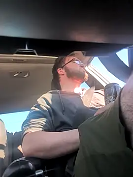 bear8t online show from 10/30/25, 10:54