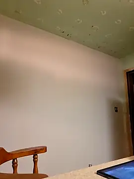 bear8t online show from 04/22/26, 04:37