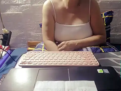 hyhy 99 online show from 10/30/25, 02:24