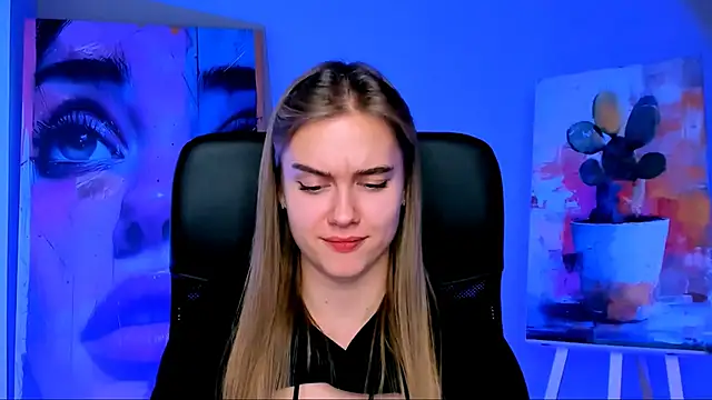 JuneWoods online show from 11/07/25, 12:38