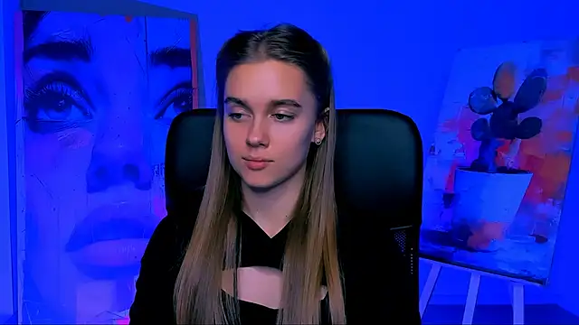 JuneWoods online show from 12/05/25, 12:36