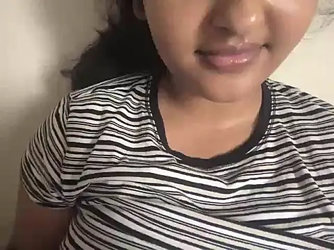 reena 12 online show from 11/11/25, 08:36