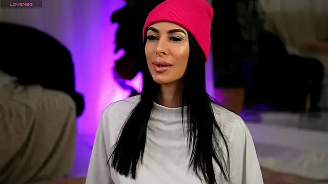 Snapshot of EvaAmanti chatting on 01/18/26, 04:27 EvaAmanti online show from 01/18/26, 04:27