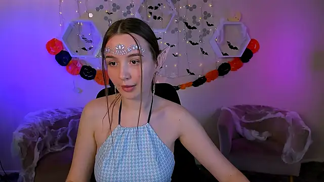 leslie bird online show from 10/22/25, 03:12