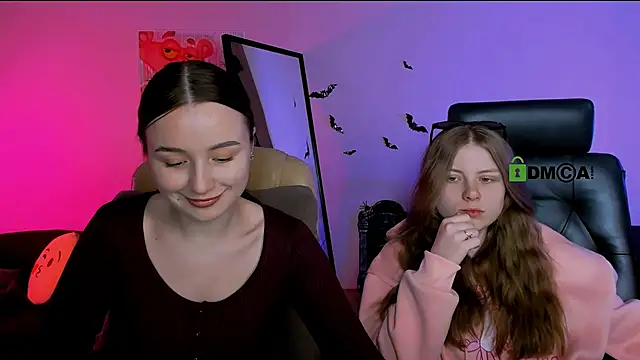 leslie bird online show from 11/05/25, 12:27