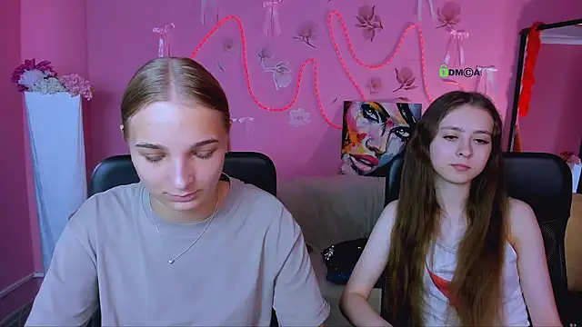 rebecca smile online show from 06/24/26, 05:39