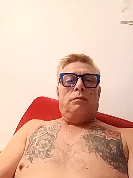 Andyrsdick online show from 10/04/25, 09:46