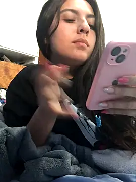 larj021bb online show from 11/10/25, 08:19