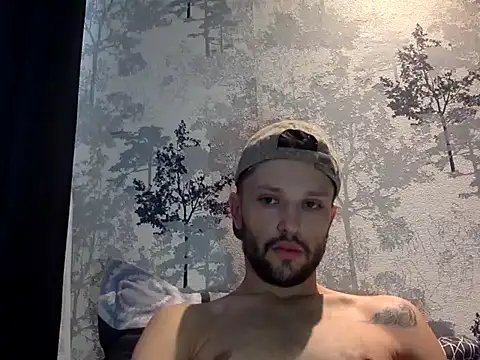 Snapshot of babykriss chatting on 11/03/25, 12:39 babykriss online show from 11/03/25, 12:39