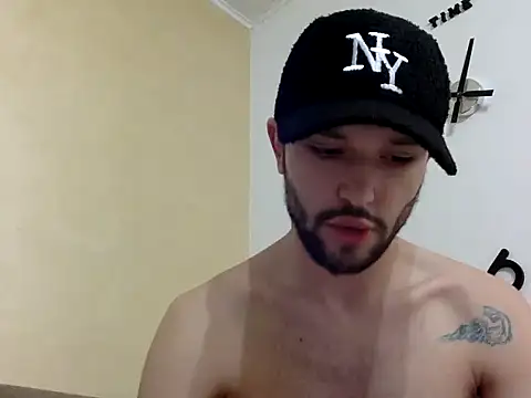 Snapshot of babykriss chatting on 03/23/26, 10:52 babykriss online show from 03/23/26, 10:52