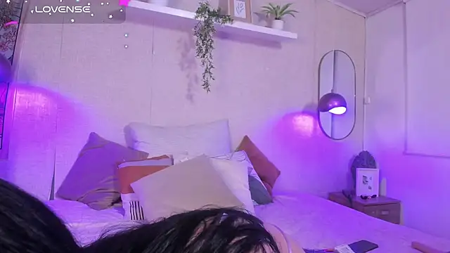 Violeta dh online show from 12/19/25, 12:34